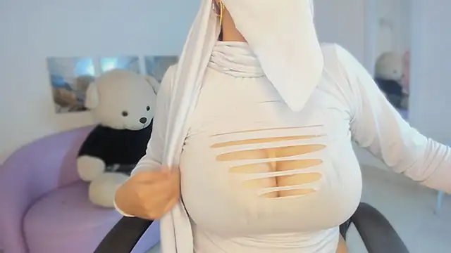 salma isawwii online show from 04.18.26