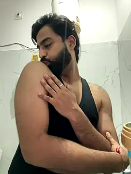 hottestboy03 online show from 10.05.25