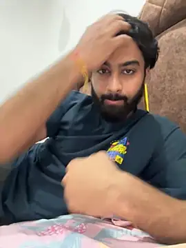 hottestboy03 online show from 10.10.25