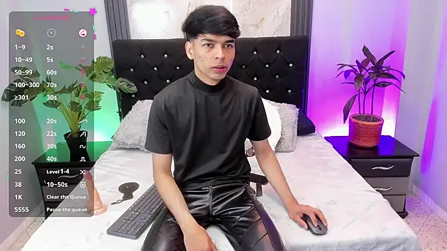 OnlyJos online show from 10.19.25