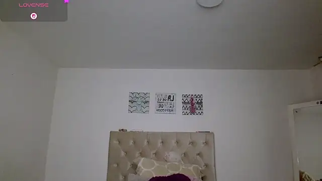 Ashley33  online show from 11.22.25