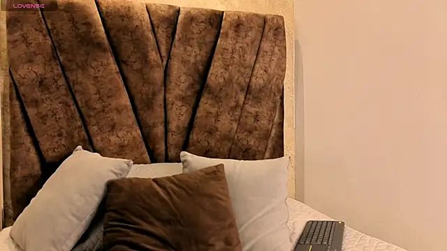 Miagomezx online show from 02.04.26