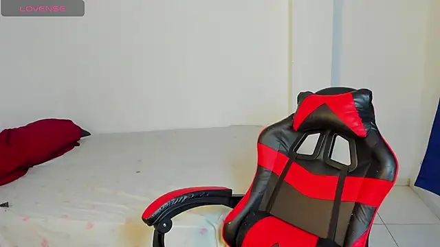 yumi hanna online show from 03.06.26