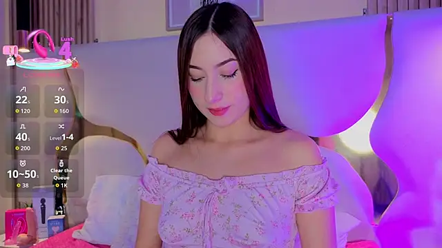 SofiJones  online show from 01.05.26