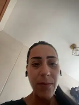 lucioliveira online show from 02.21.26