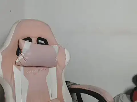 Snapshot of sophiadaza666 chatting on 05.19.26 sophiadaza666 online show from 05.19.26