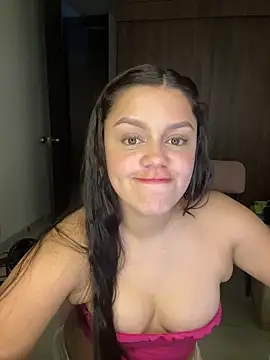 lunita sweet5 online show from 02.26.26