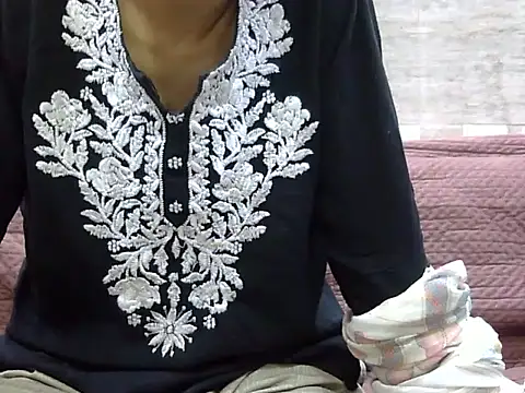 VNDANA  online show from 04.18.26