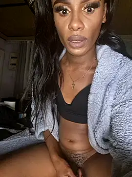 Snapshot of shemale_fantasyXX chatting on 09.18.25 shemale fantasyXX online show from 09.18.25