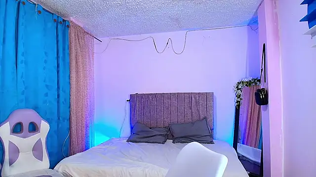 MiSofialeal online show from 02.06.26