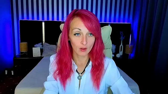 BrandyBloom online show from 09.10.25