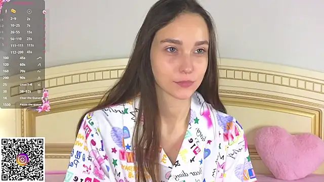 SoftieDream online show from 10.27.25