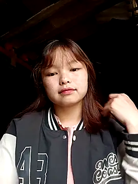 XoiXoi232 online show from 10.26.25