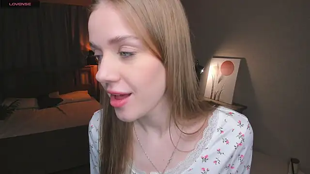 OdellaFrake online show from 11.28.25