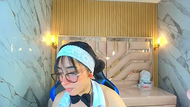 zoe r  online show from 11.27.25