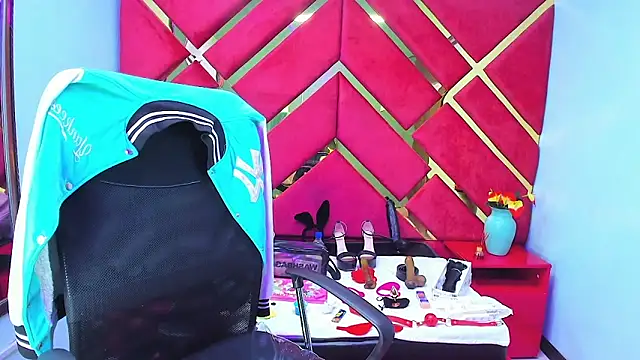 Kataleya Luck online show from 11.23.25