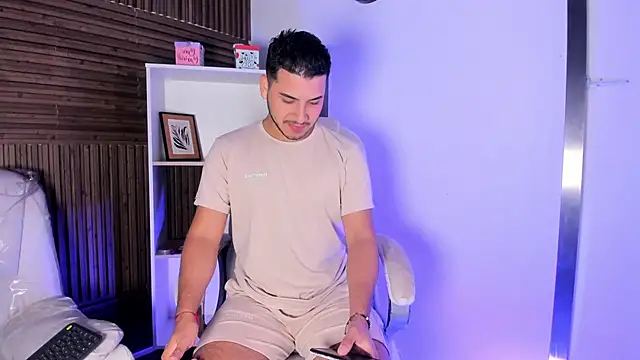 Axel grey  online show from 11.25.25