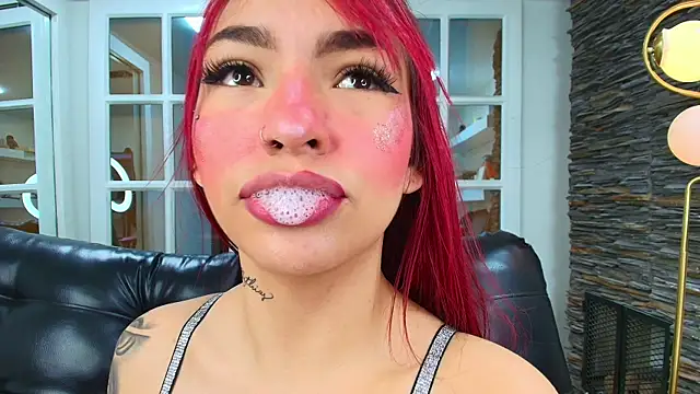 Snapshot of miss___abigail chatting on 11.22.25 miss abigail online show from 11.22.25