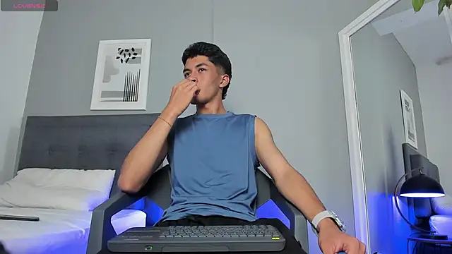 Tylerffoxx online show from 09.19.25