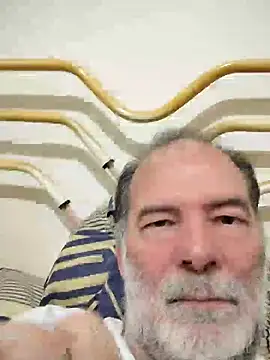 Snapshot of BananaAsada chatting on 10.23.25 BananaAsada online show from 10.23.25