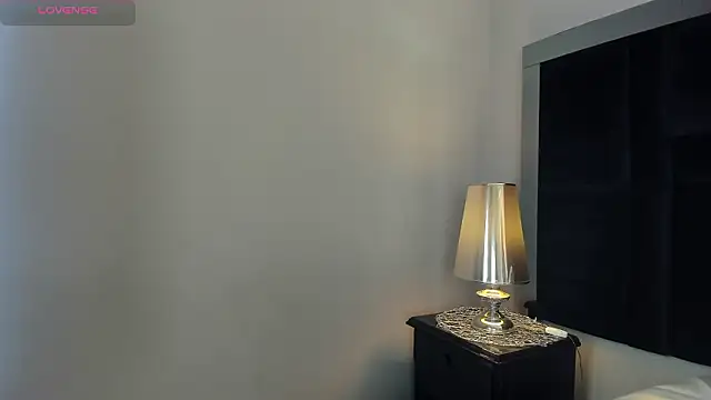 CarolineLee  online show from 03.12.26