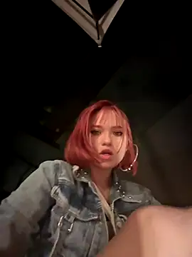Snapshot of Alysson_LS chatting on 09.16.25 Alysson LS online show from 09.16.25