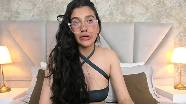 ValentiinaCruz online show from 10.14.25