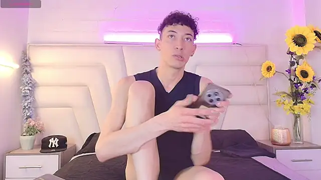 Ashton Myers online show from 11.06.25