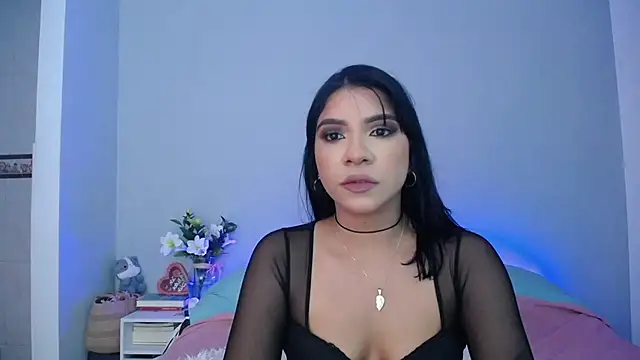 Laura-angeel online show from 11.22.25