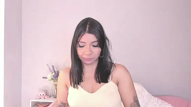 Laura-angeel online show from 02.09.26