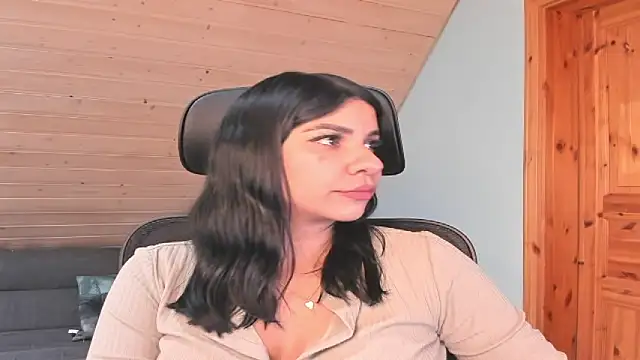 Laura-angeel online show from 03.24.26