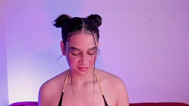 Megan Luxe online show from 03.05.26