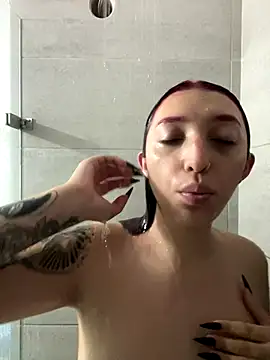 Paulina-Wells online show from 12.18.25