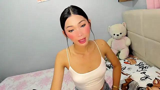 Snapshot of Anne_the_virgin chatting on 12.15.25 Anne the virgin online show from 12.15.25