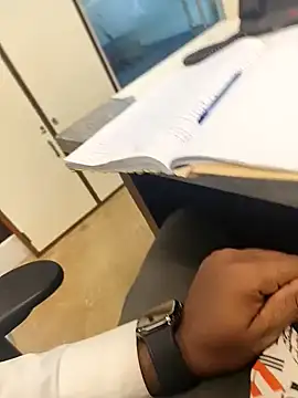 hotboy43339 online show from 10.10.25