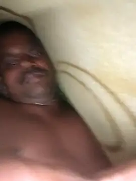 hotboy43339 online show from 10.14.25