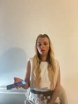 BrumeLove online show from 06.19.26