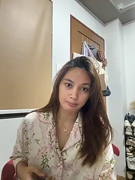 LanySylvia online show from 11.03.25