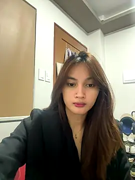 LanySylvia online show from 11.06.25