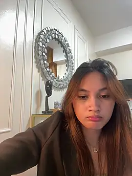 LanySylvia online show from 01.12.26