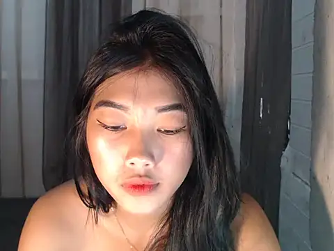 Snapshot of asianmorena_69 chatting on 09.24.25 asianmorena 69 online show from 09.24.25