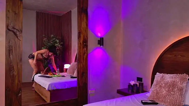 renata black  online show from 04.11.26