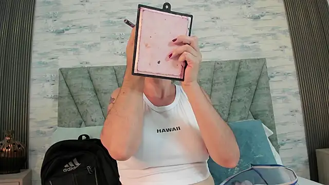 ShanelEvans online show from 10.23.25