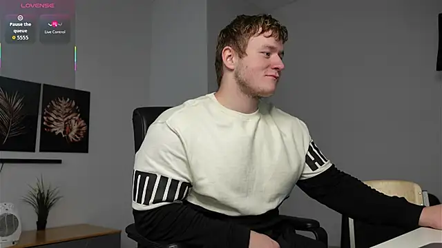 Richard Dullas online show from 09.30.25