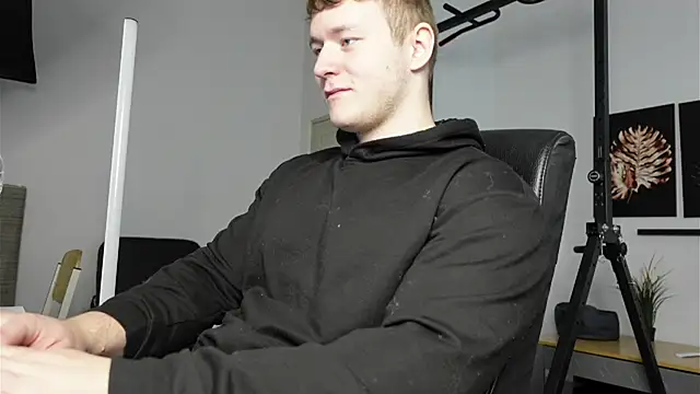 Richard Dullas online show from 11.11.25