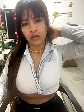 Canela 88 online show from 10.02.25