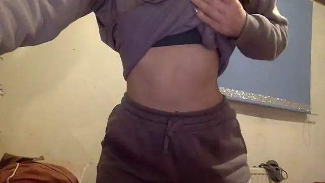 Bellababexox online show from 10.22.25