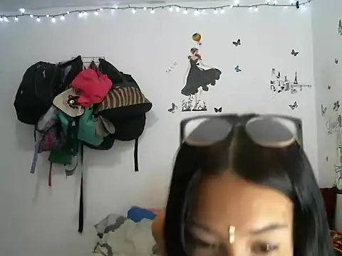 Thalia 220 online show from 11.22.25