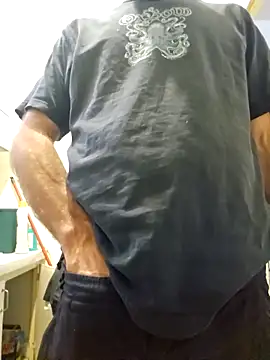 Snapshot of Stingles chatting on 10.02.25 Stingles online show from 10.02.25