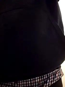 Snapshot of Stingles chatting on 11.10.25 Stingles online show from 11.10.25